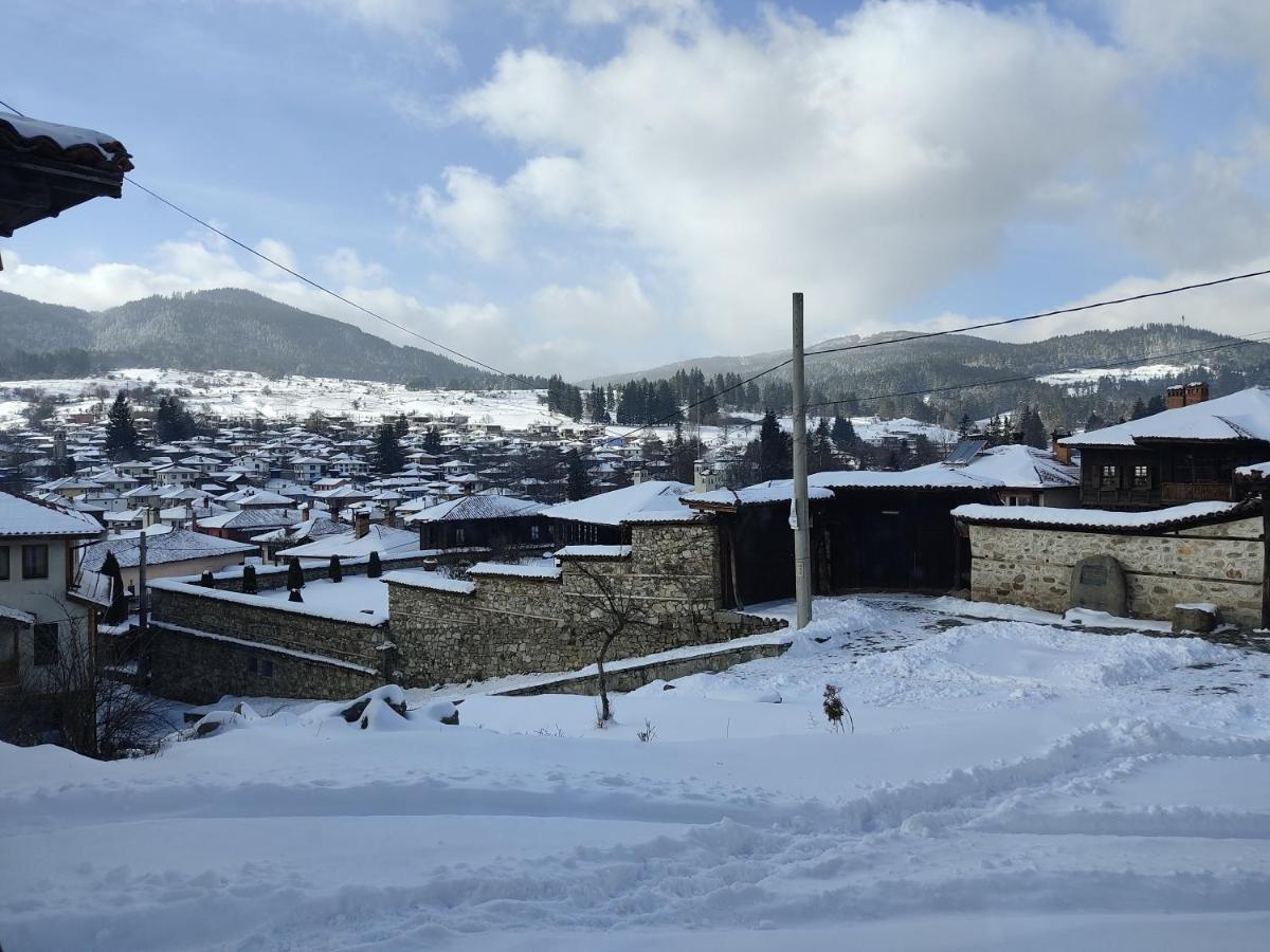 Тороманова Къща Koprivshtitsa Buitenkant foto